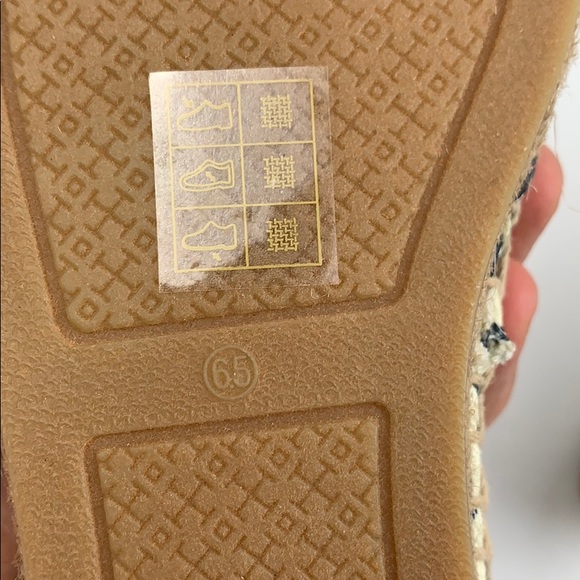 Tory Burch Cecily Sequin Embellished Espadrilles - Picture 14 of 14